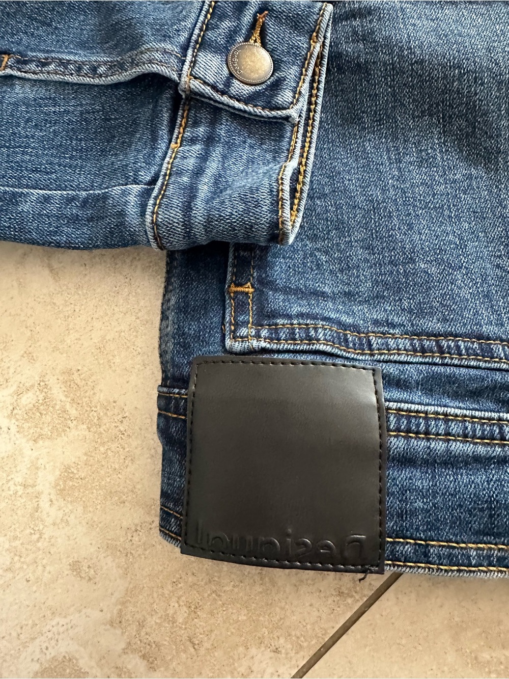 Mickey denim jacket - Picture 4 of 8